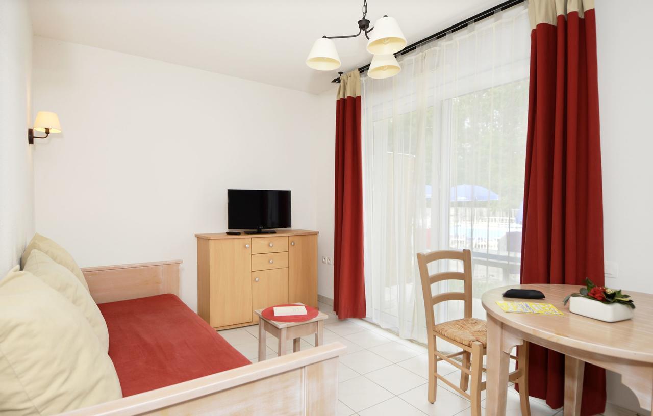 Residence Odalys Le Hameau Du Lac Rignac  Екстериор снимка