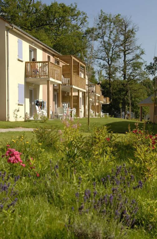 Residence Odalys Le Hameau Du Lac Rignac  Екстериор снимка